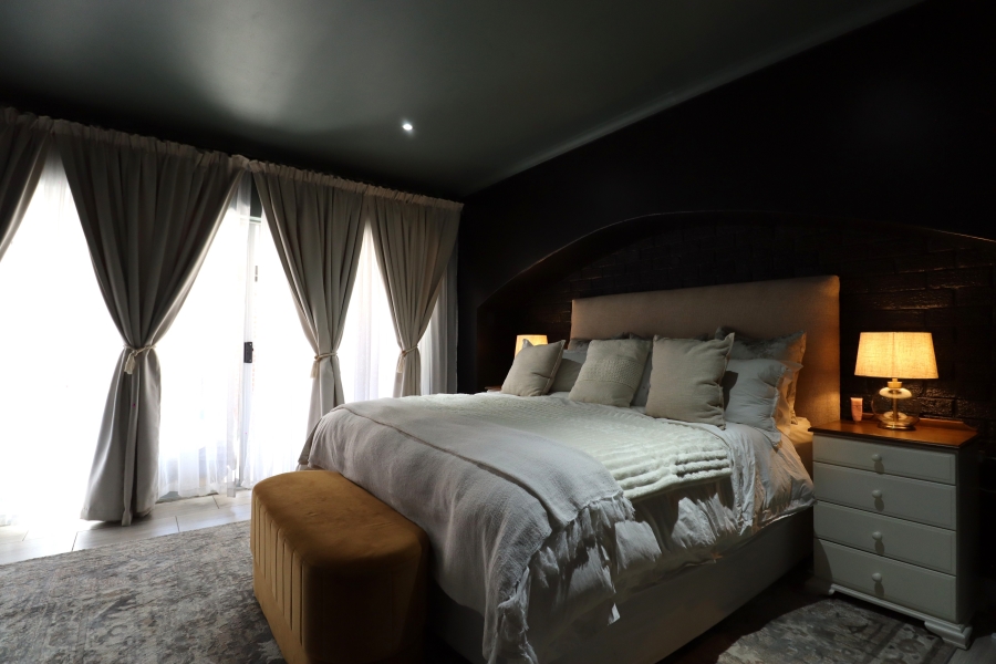 4 Bedroom Property for Sale in Sherwood Eastern Cape